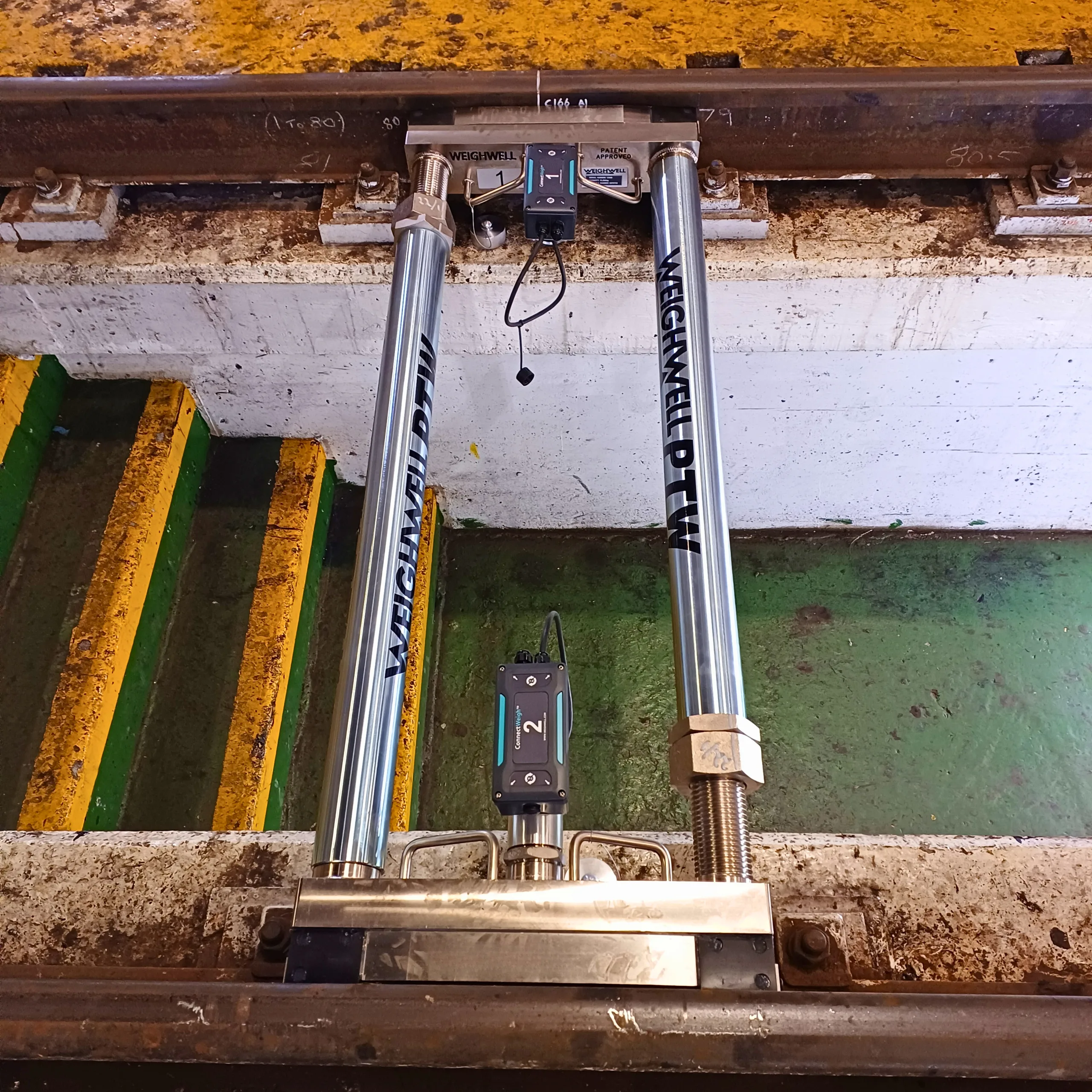PTW 500DS with flange-friendly 500mm design for static and in-motion weighing